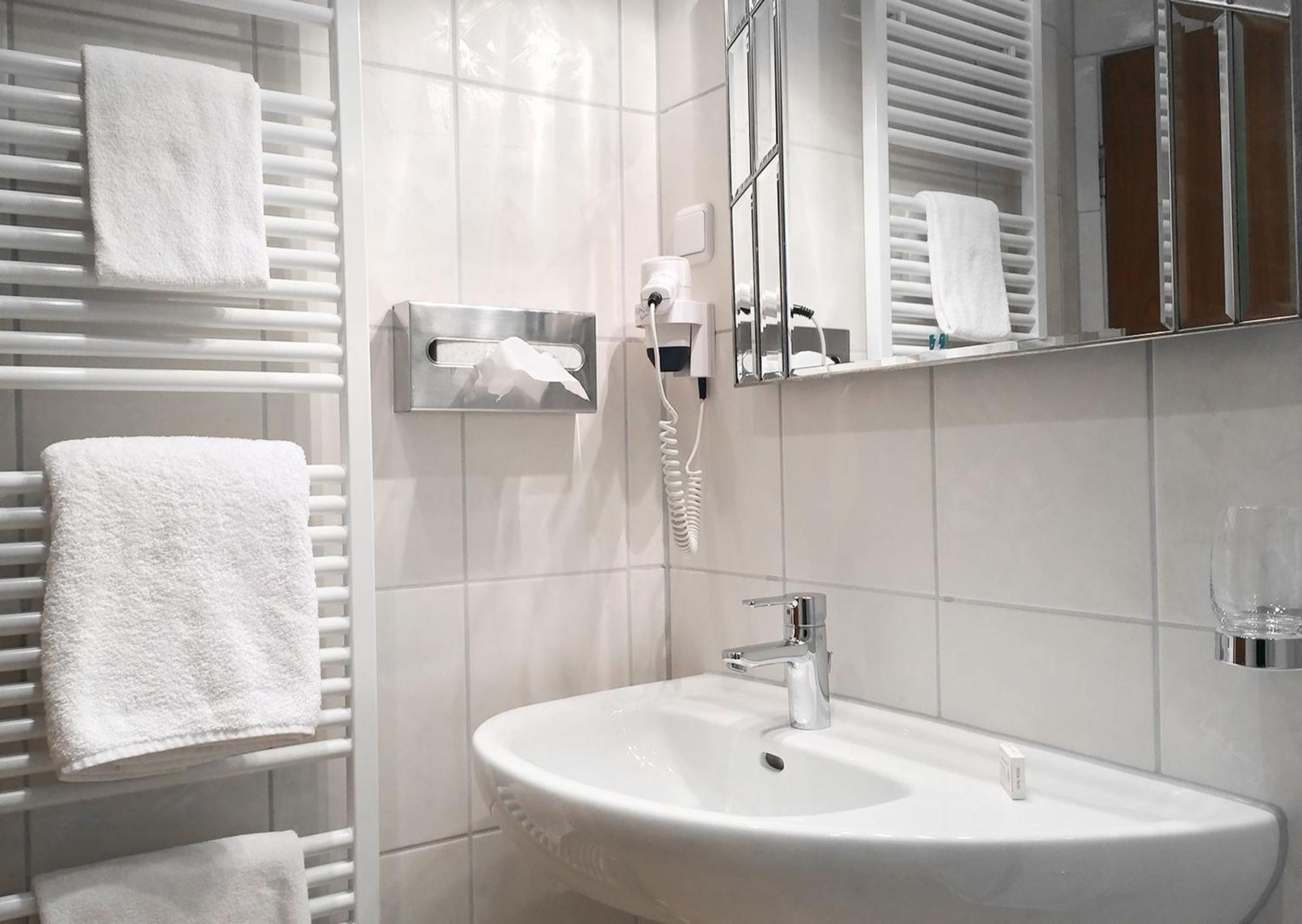 Hotel Ilbertz Garni Koln Bagian luar foto
